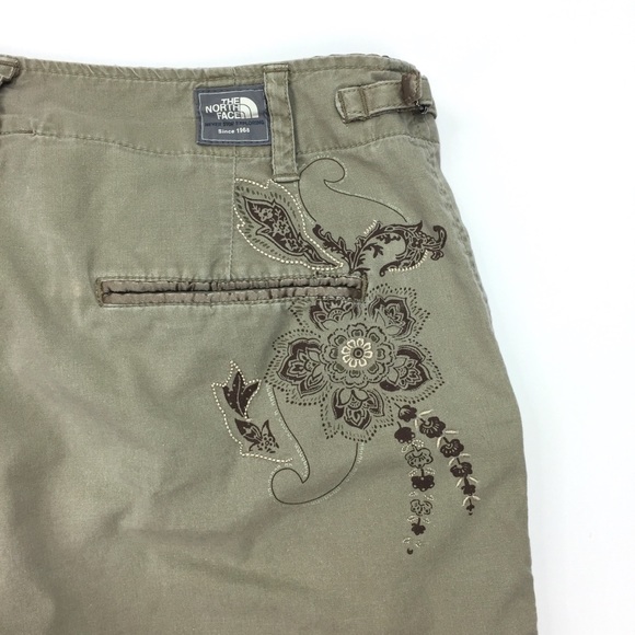 The North Face Shorts, women’s Size 10, Khaki - Picture 7 of 8